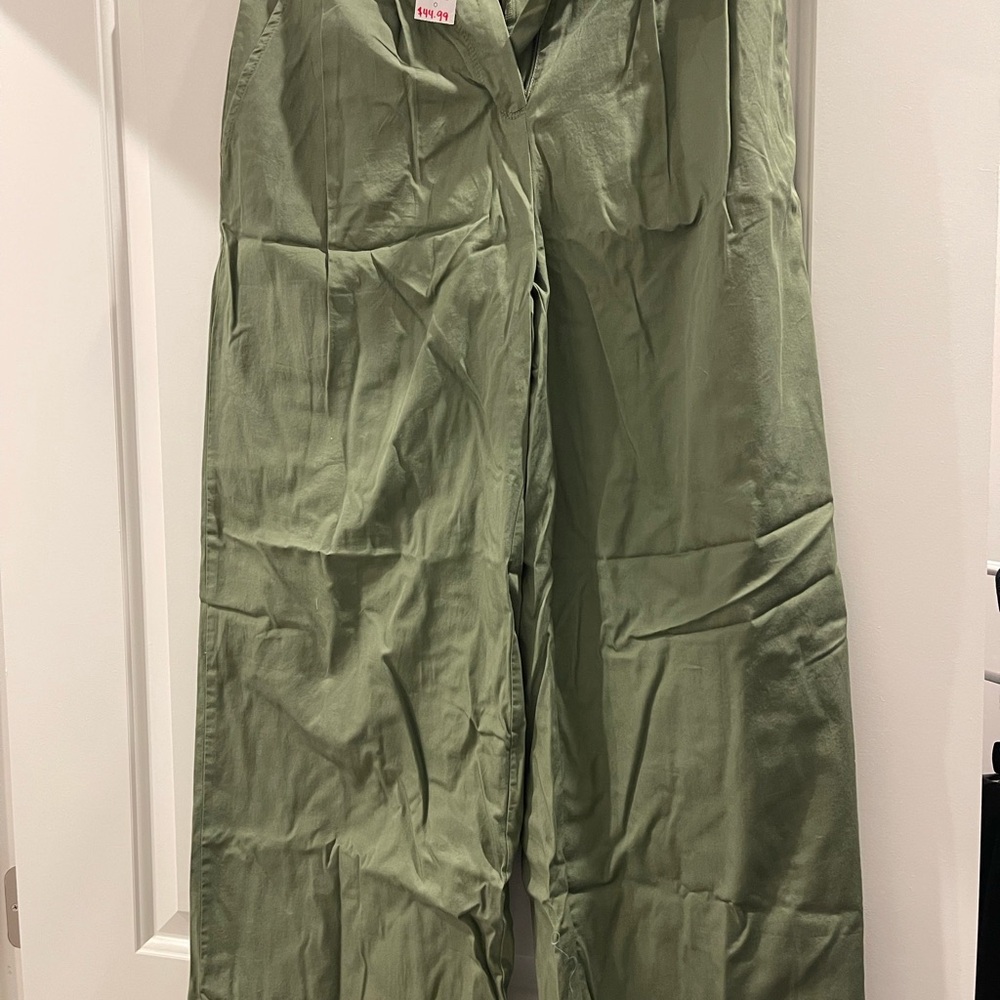 LOFT Olive Wide Leg Pants